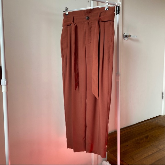 Madewell rusty orange paper bag pants size 8. - Picture 6 of 8